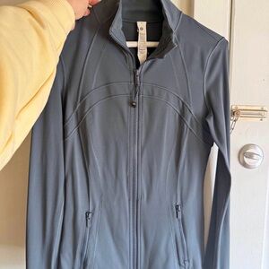 Lululemon Women's Gray Jacket
